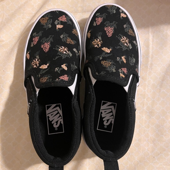 Girls Vans sneakers - Picture 2 of 4